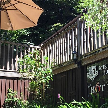 Mistletoe One Luxury Lodge With Hot Tub Windermere Exterior foto