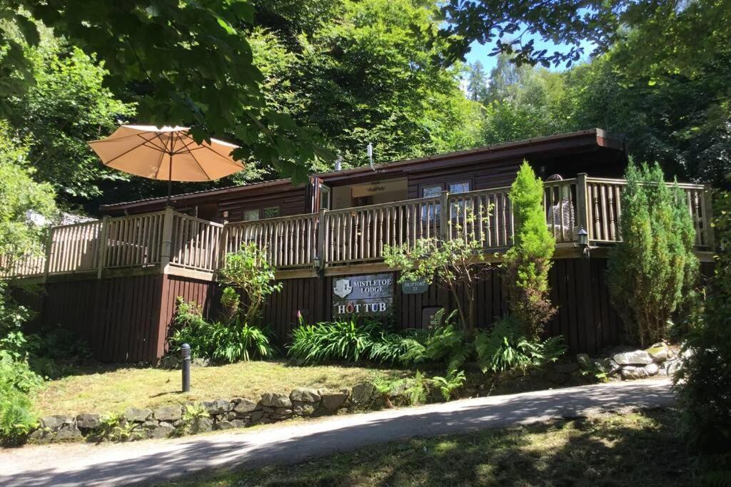 Mistletoe One Luxury Lodge With Hot Tub Windermere Exterior foto